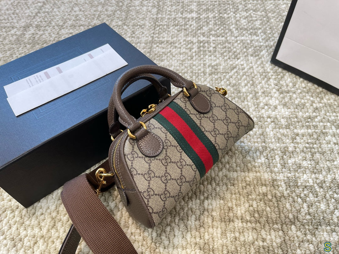 GUCCI-1047