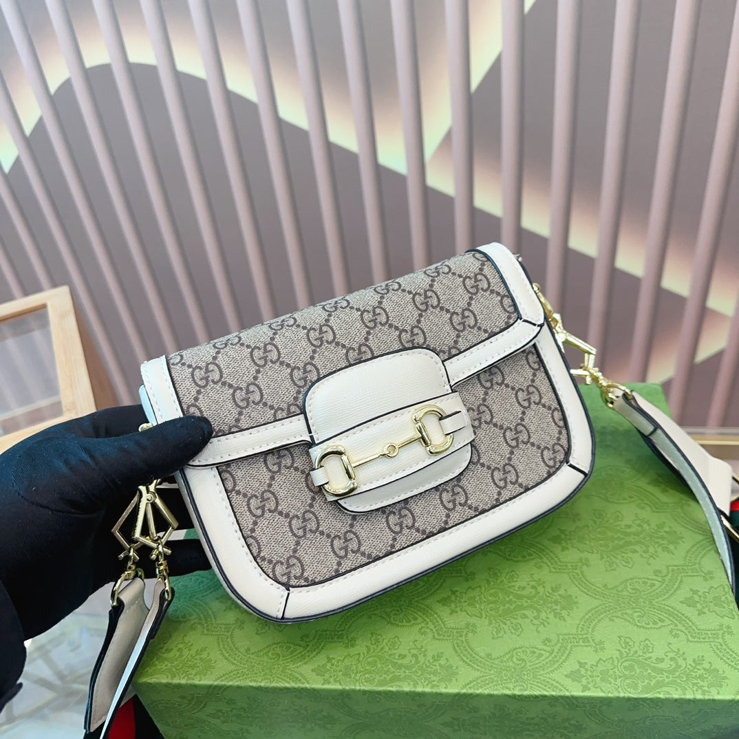 GUCCI-813