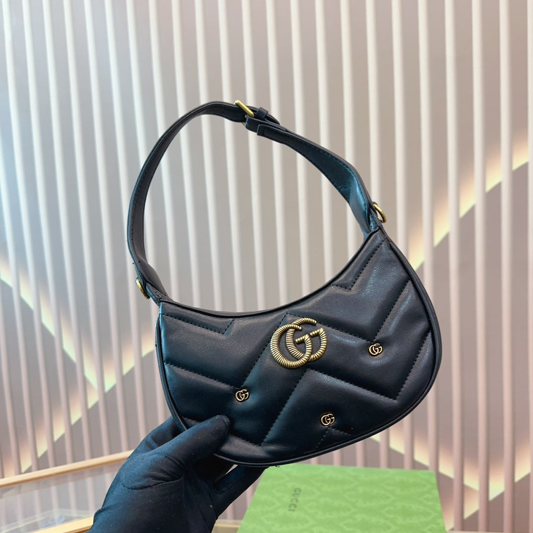 GUCCI-821