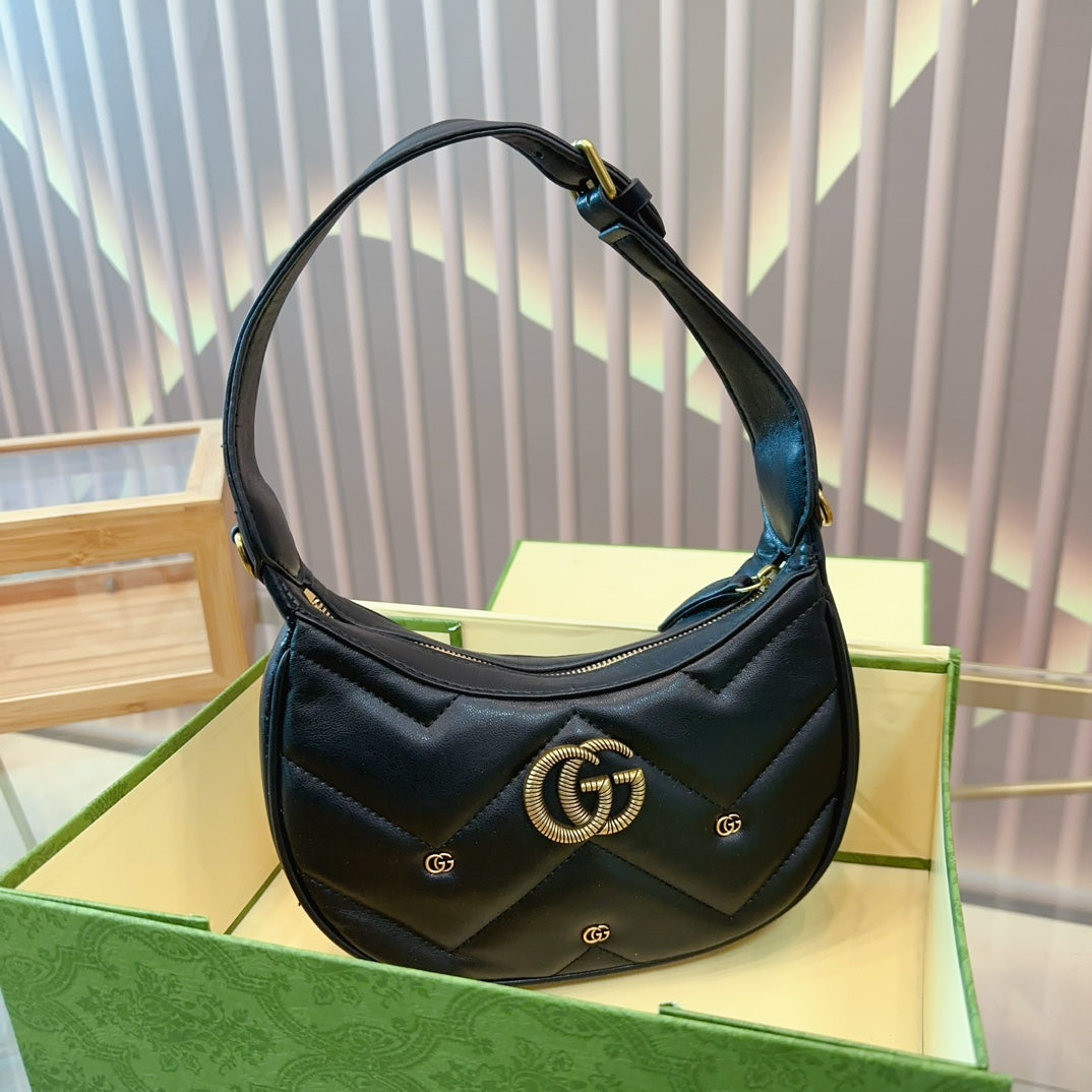 GUCCI-821
