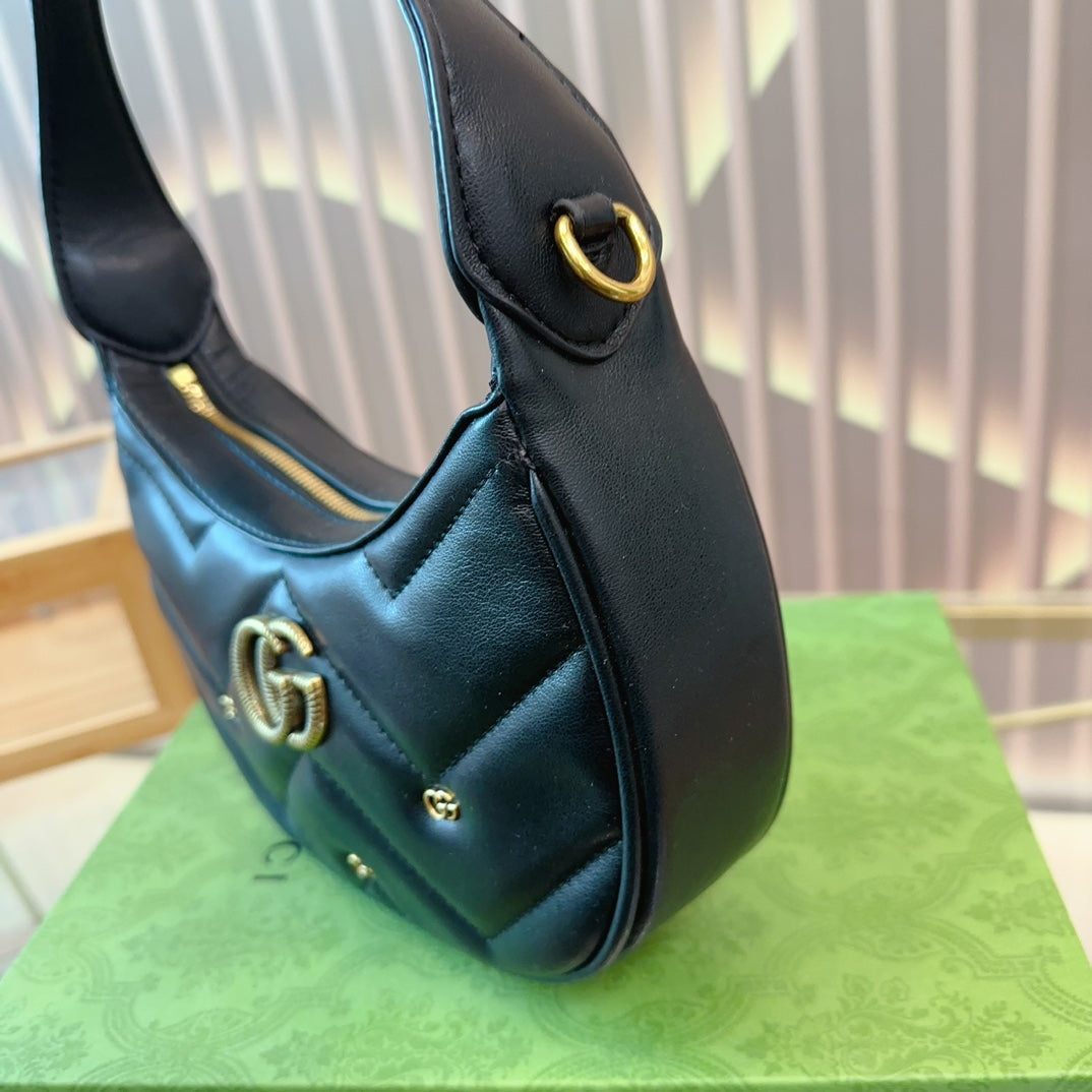 GUCCI-821