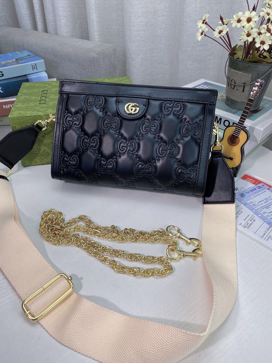 GUCCI-847