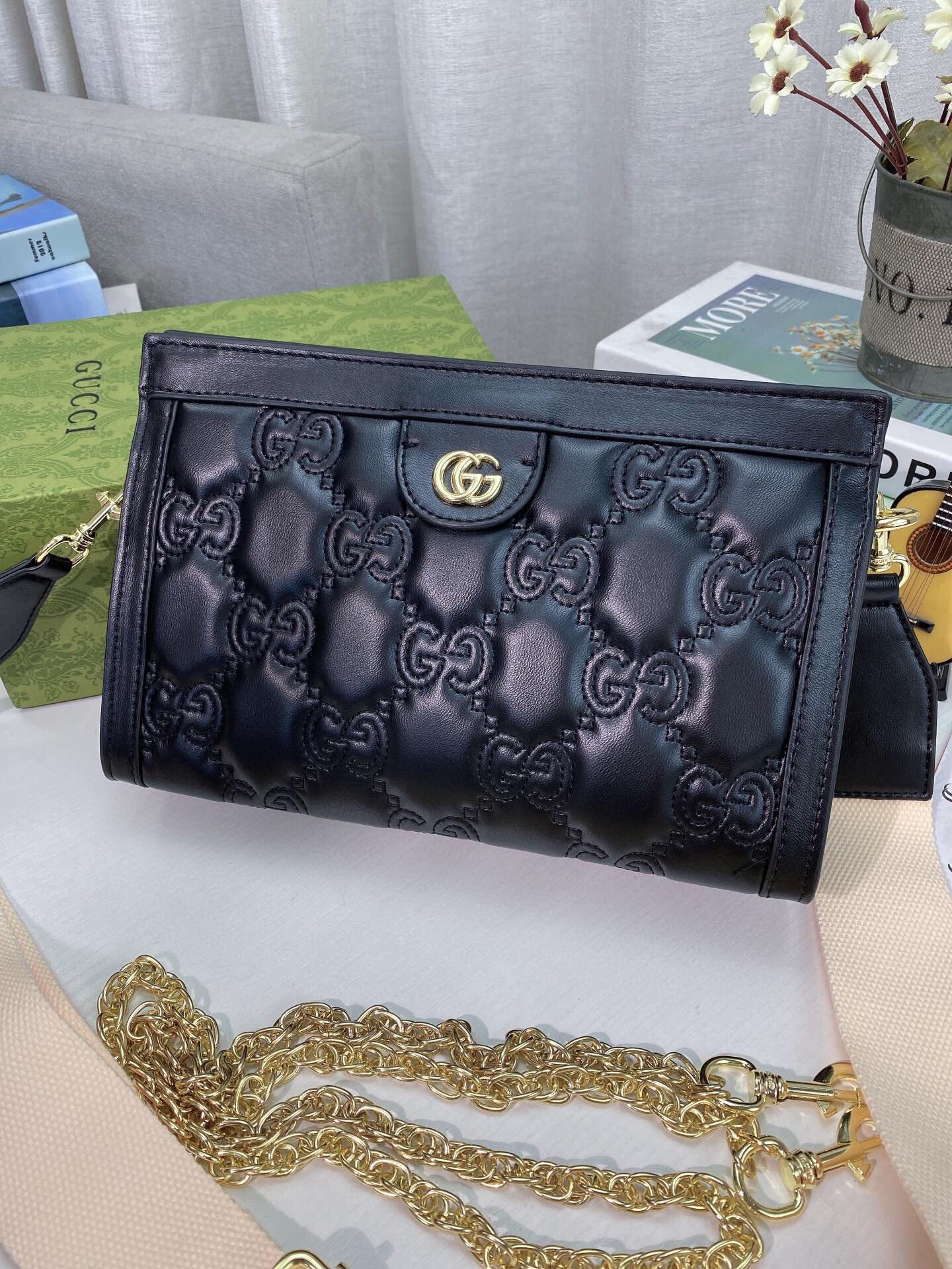 GUCCI-847