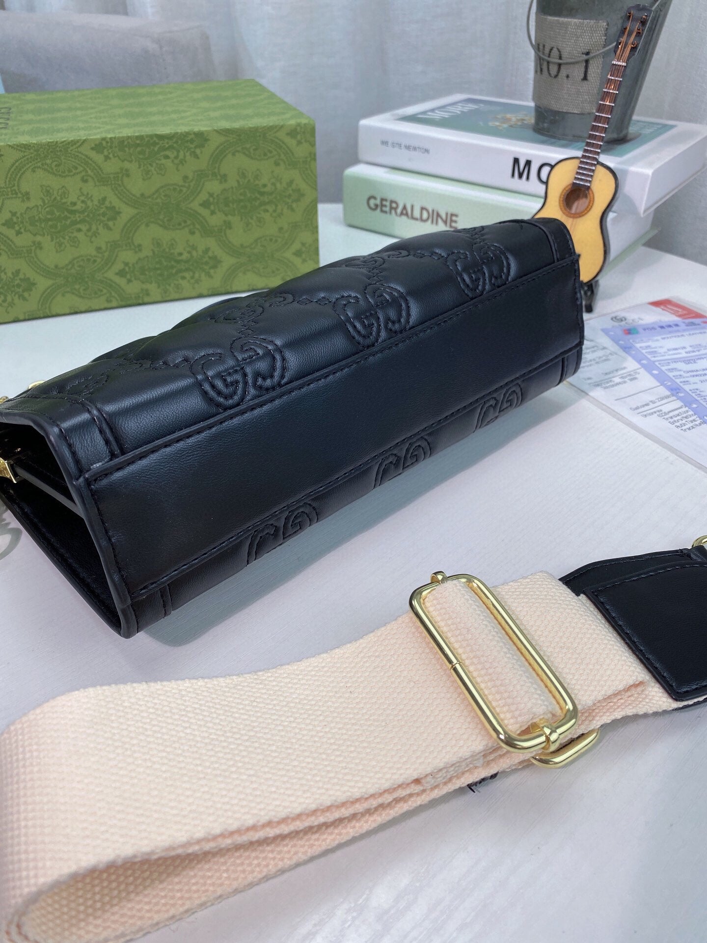 GUCCI-847