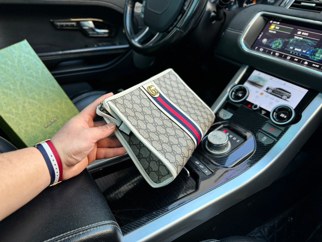 GUCCI-812