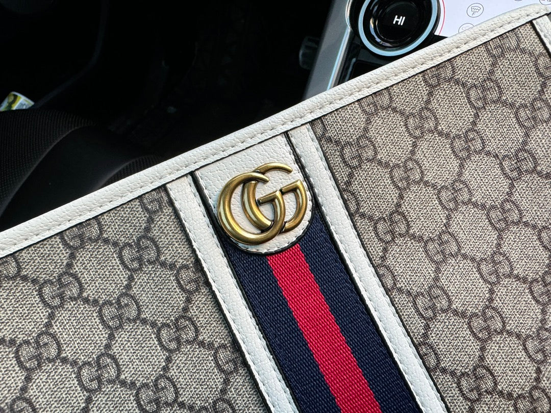 GUCCI-812