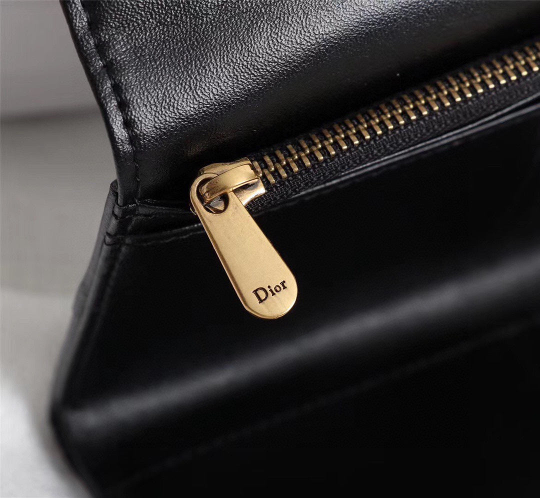 DIOR-444