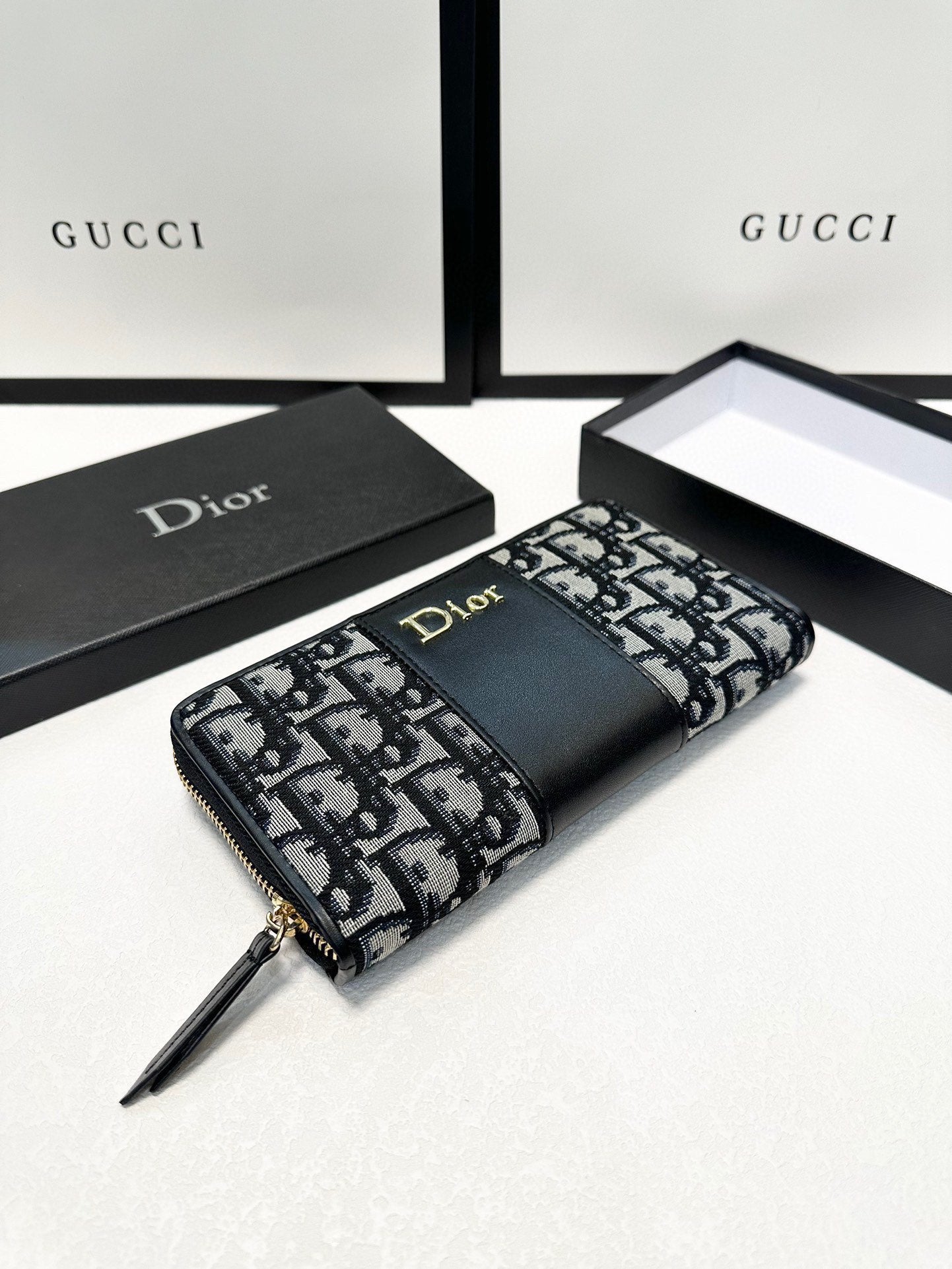 DIOR-452