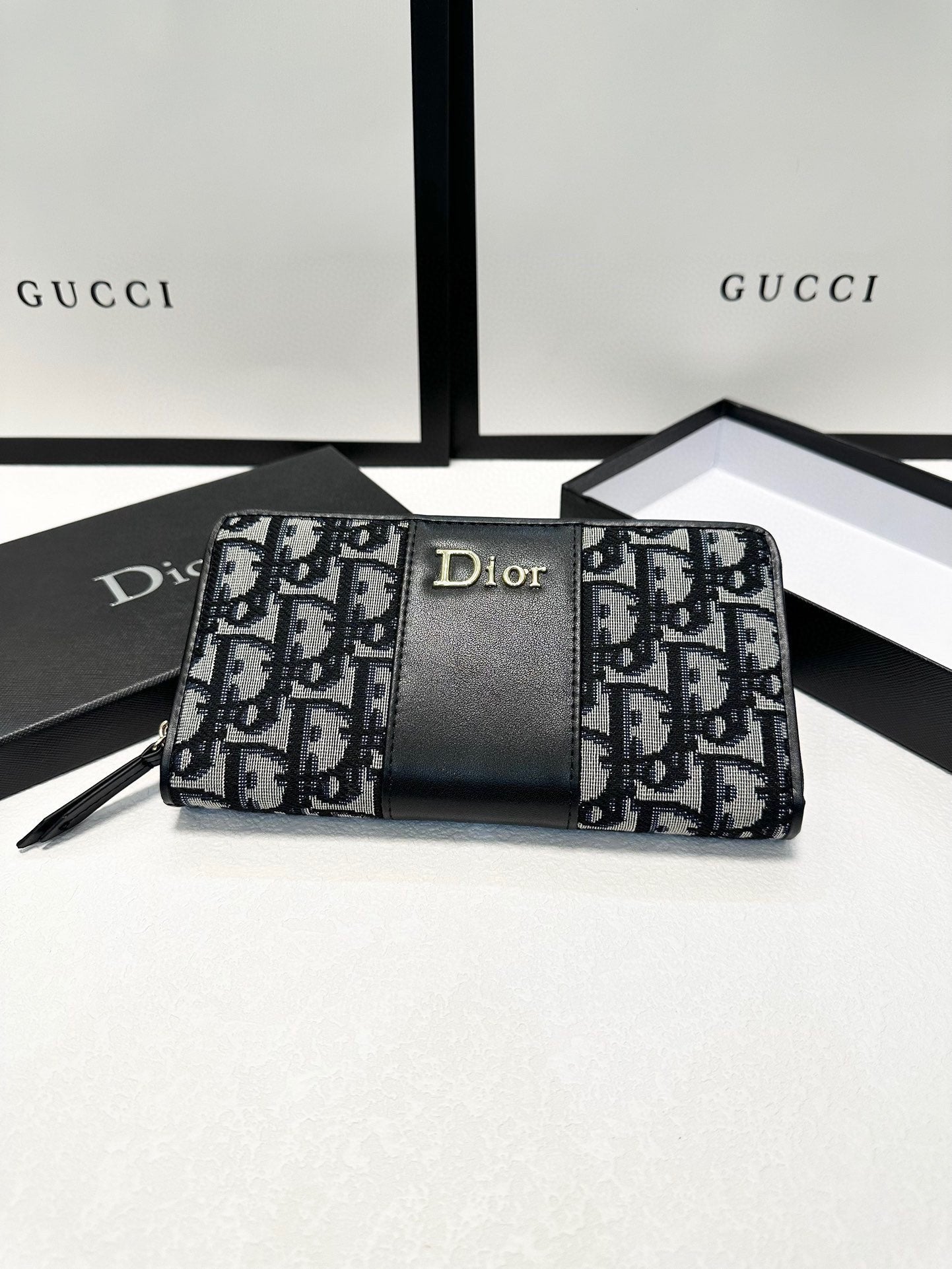 DIOR-452