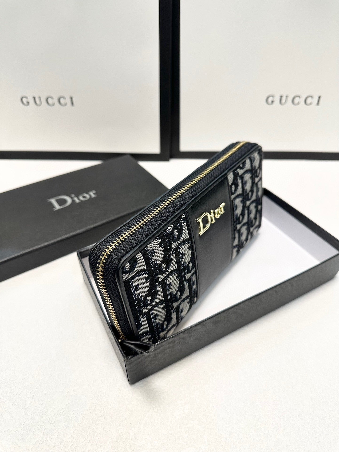 DIOR-452