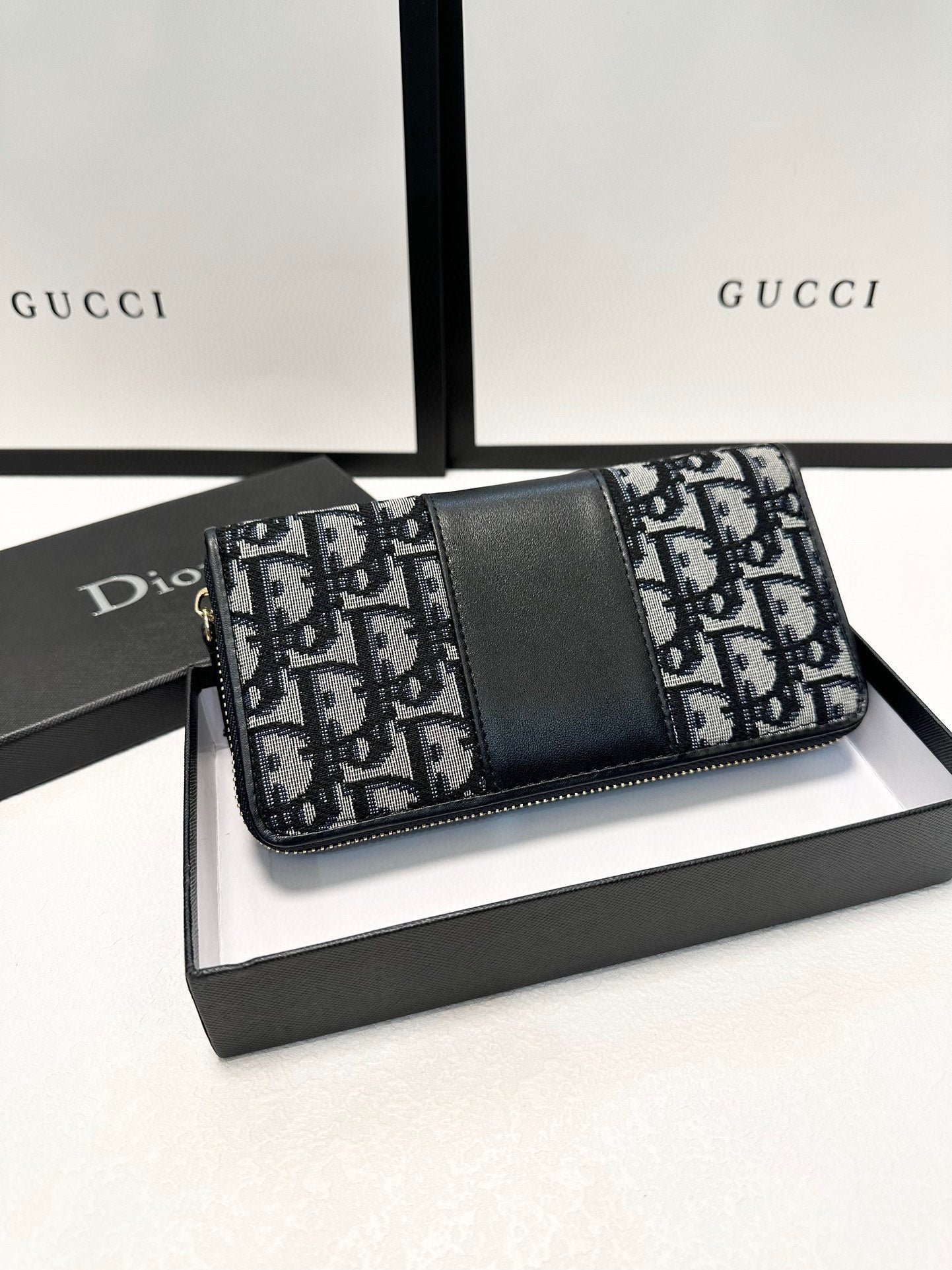 DIOR-452