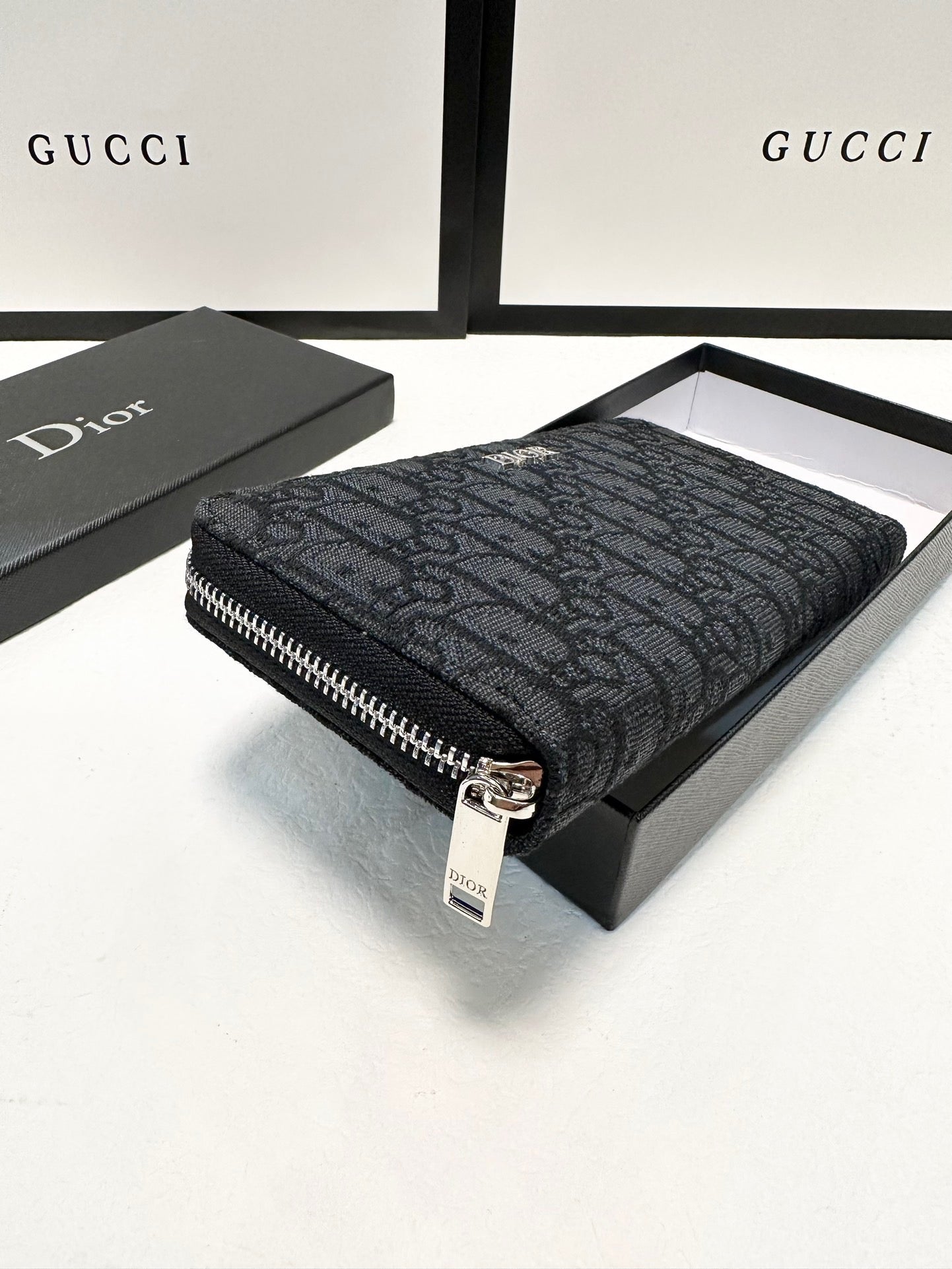 DIOR-447