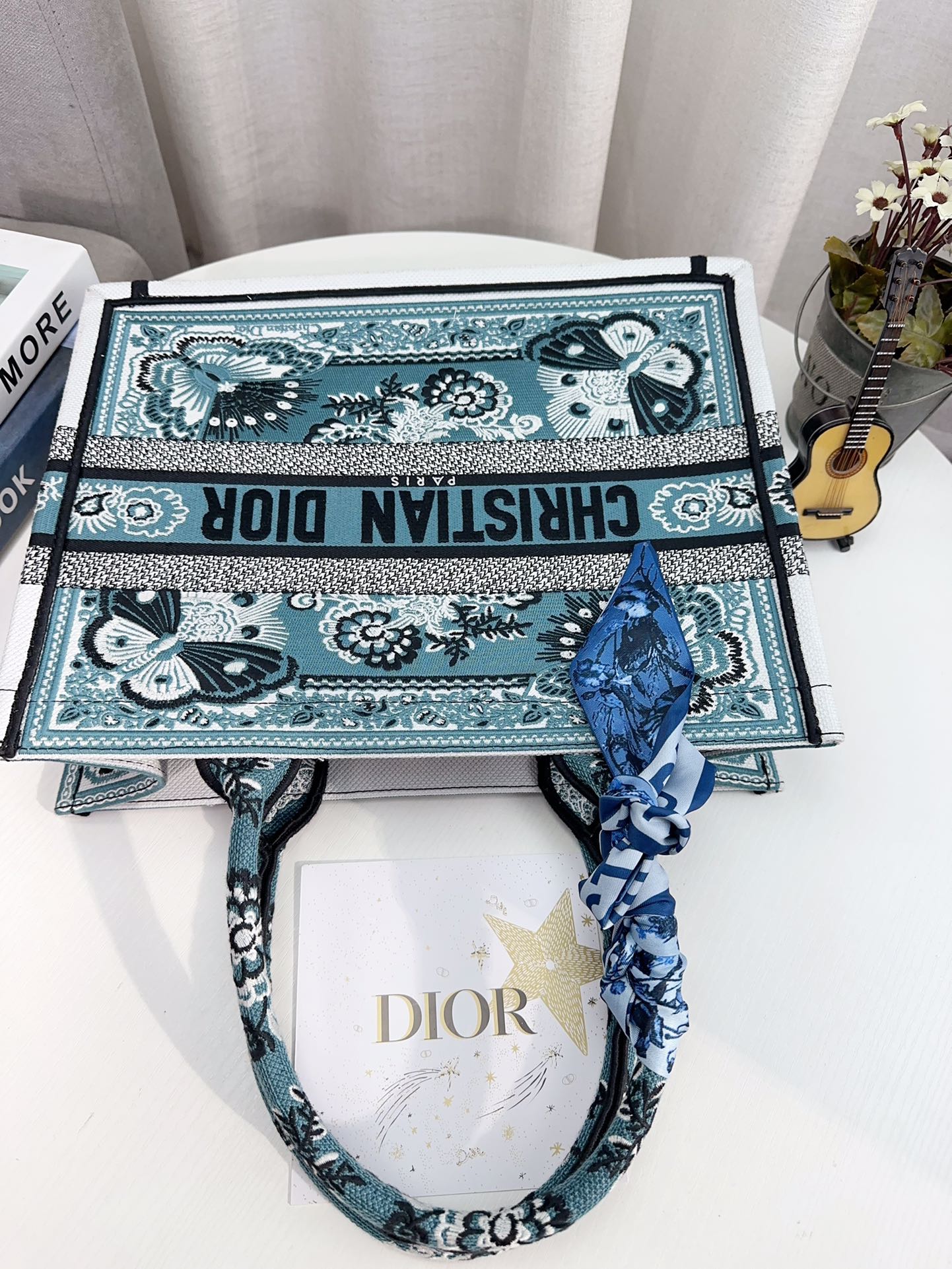 DIOR-656