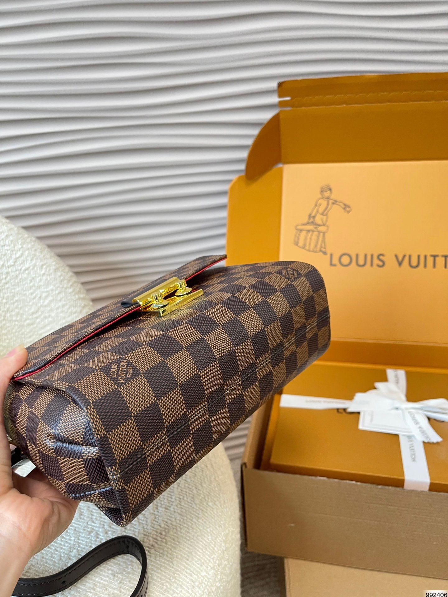 LV-BAG934