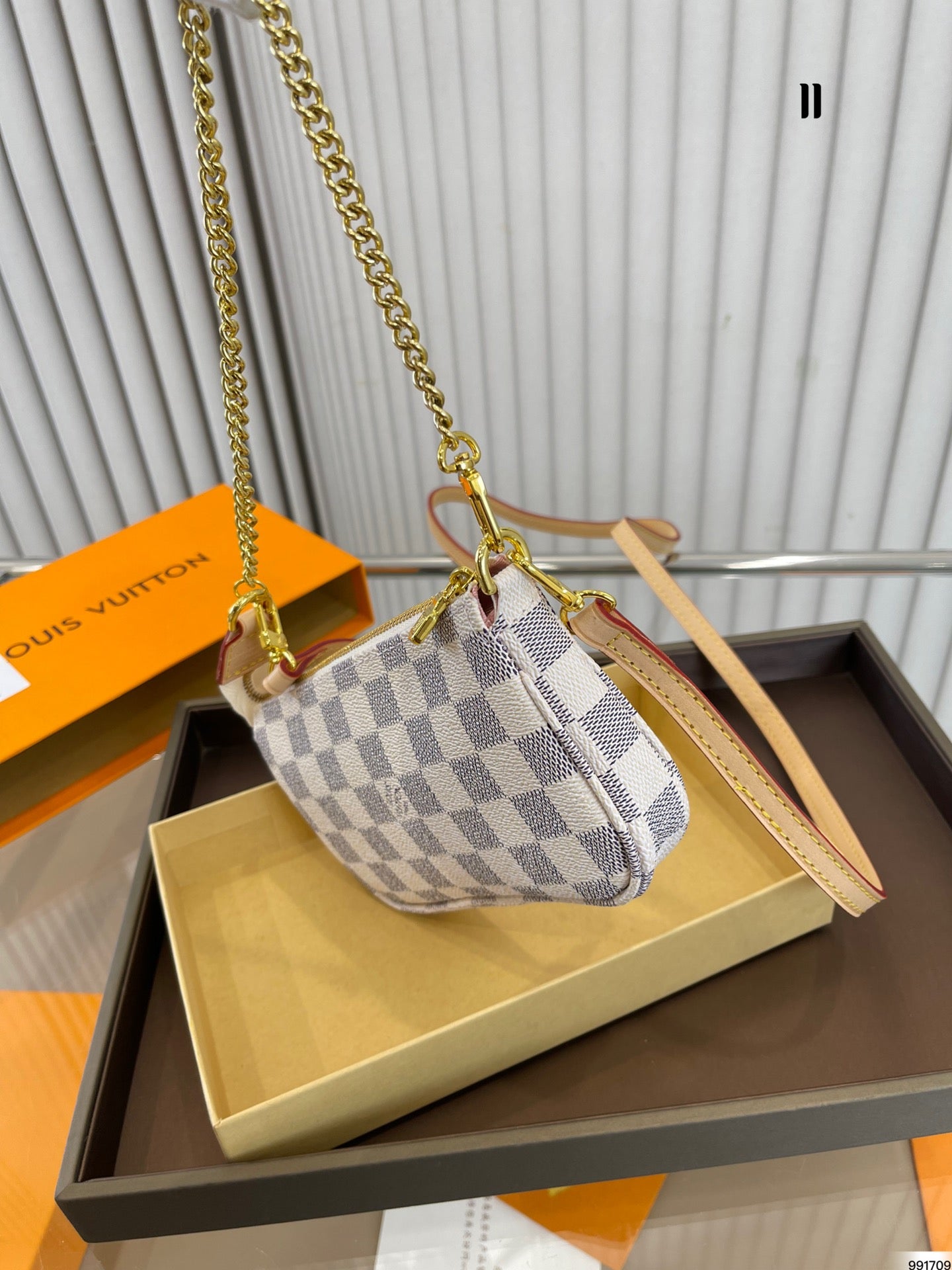 LV-BAG788