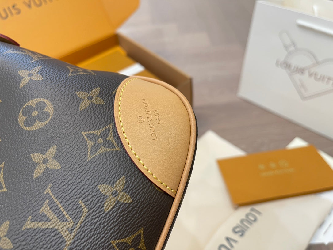 LV-BAG1028