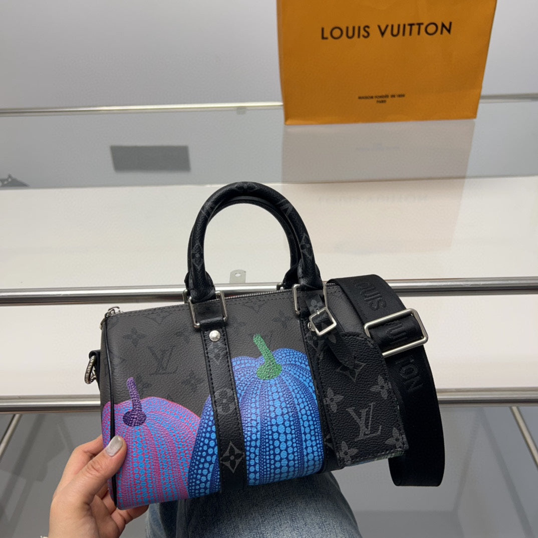 LV-BAG858