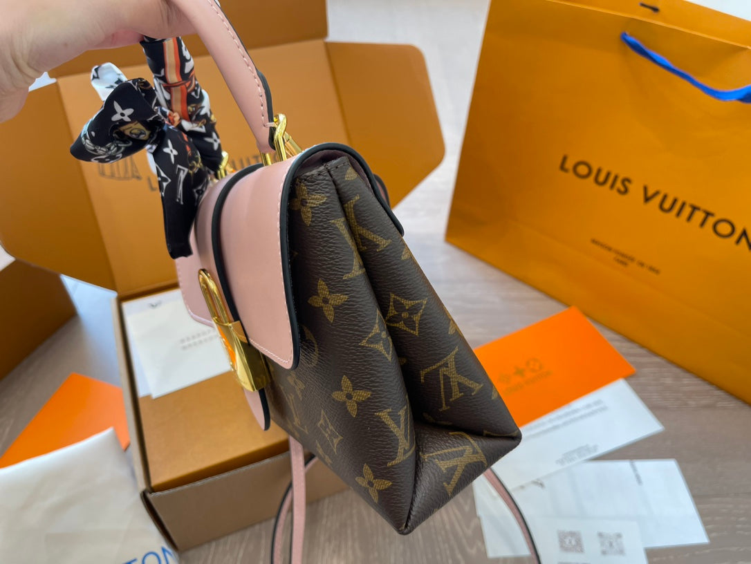 LV-BAG903