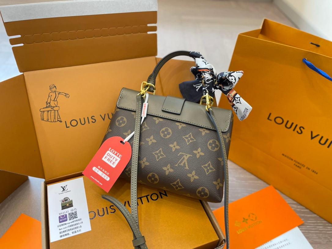 LV-BAG902