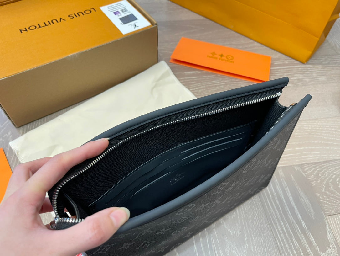 LV-BAG842