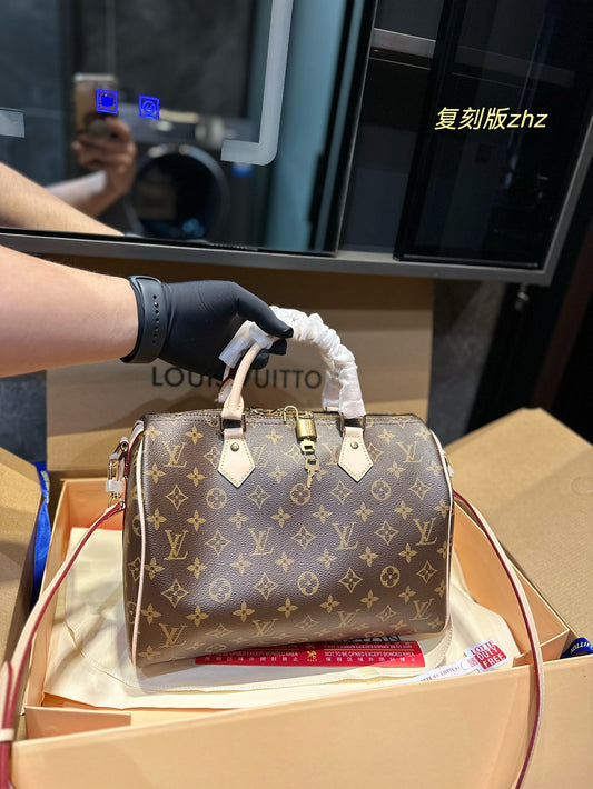 LV-BAG1073