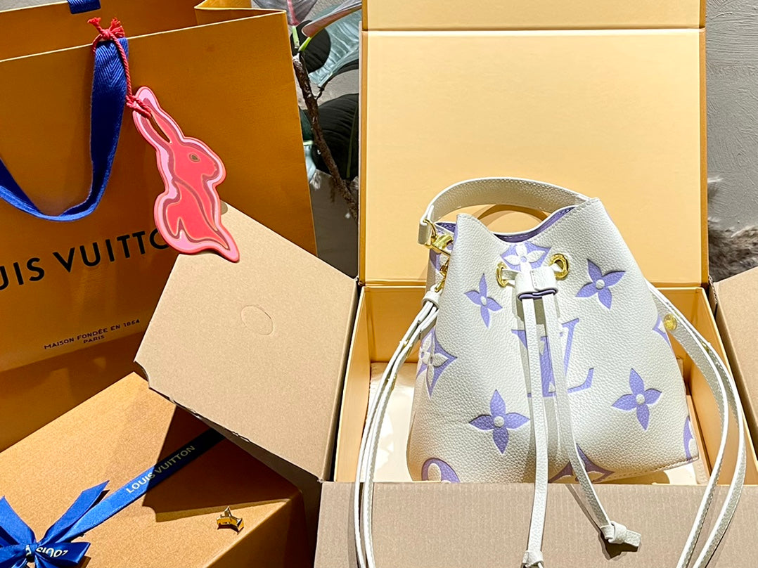 LV-BAG826