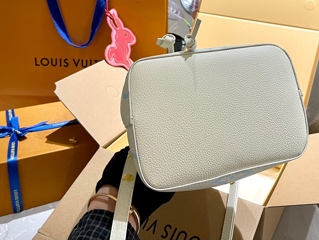 LV-BAG826
