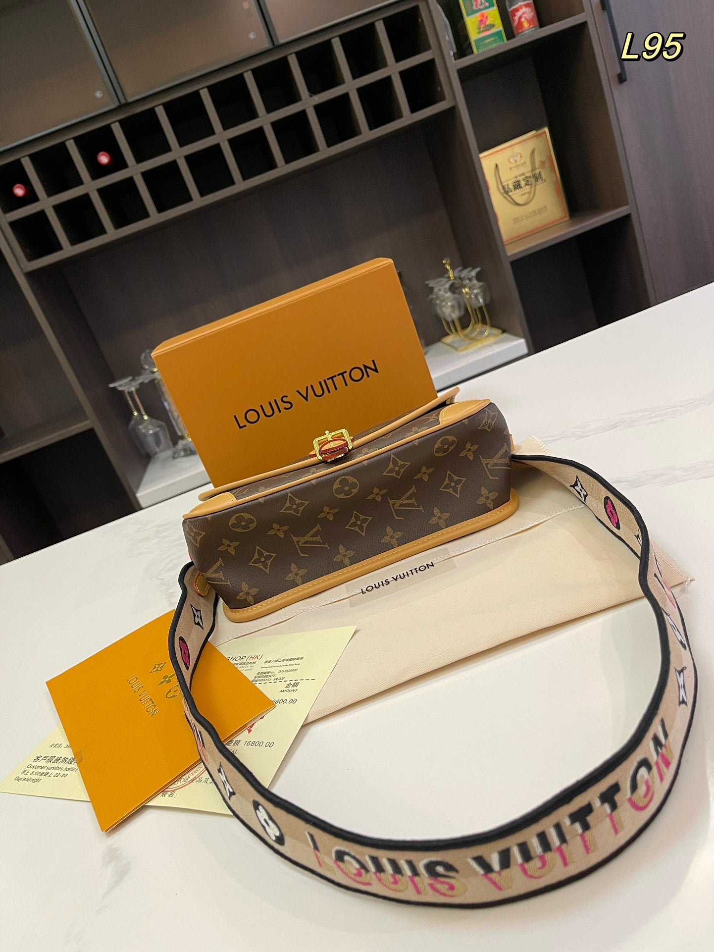 LV-BAG913