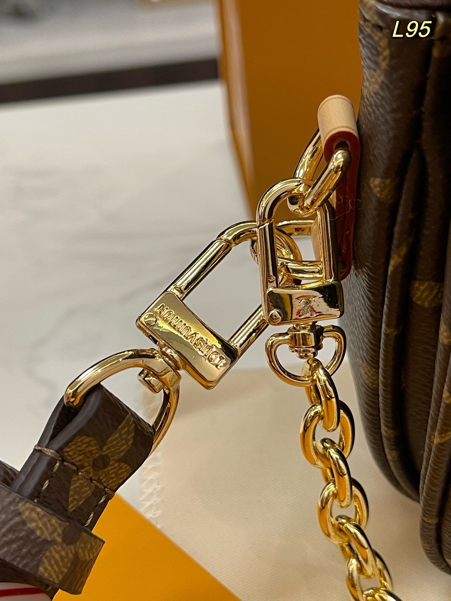LV-BAG947