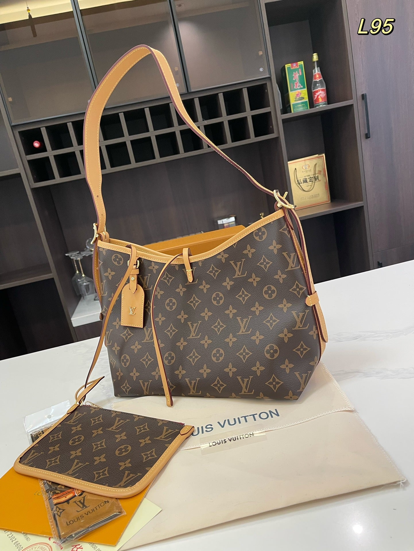 LV-BAG970