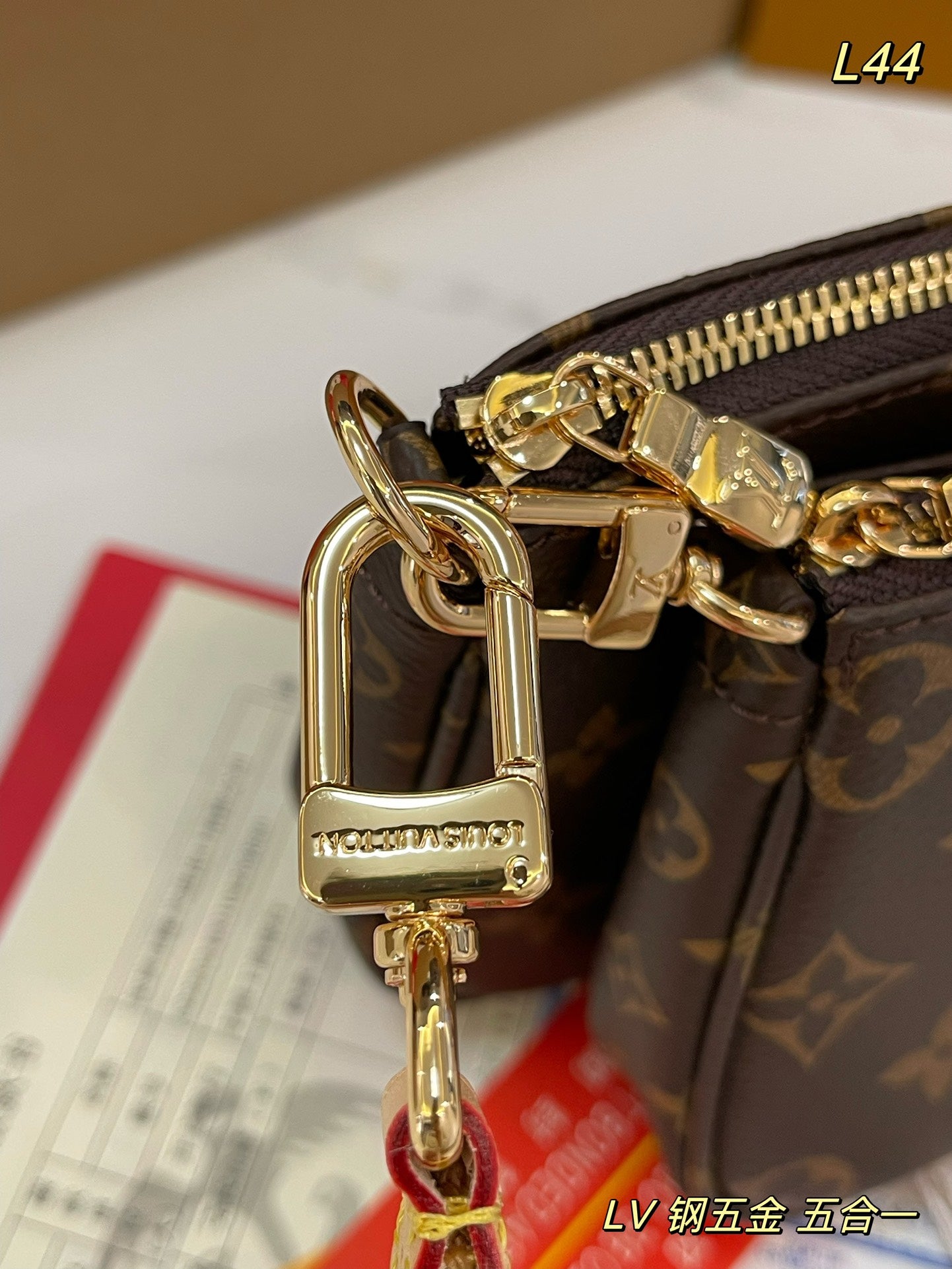 LV-BAG1013