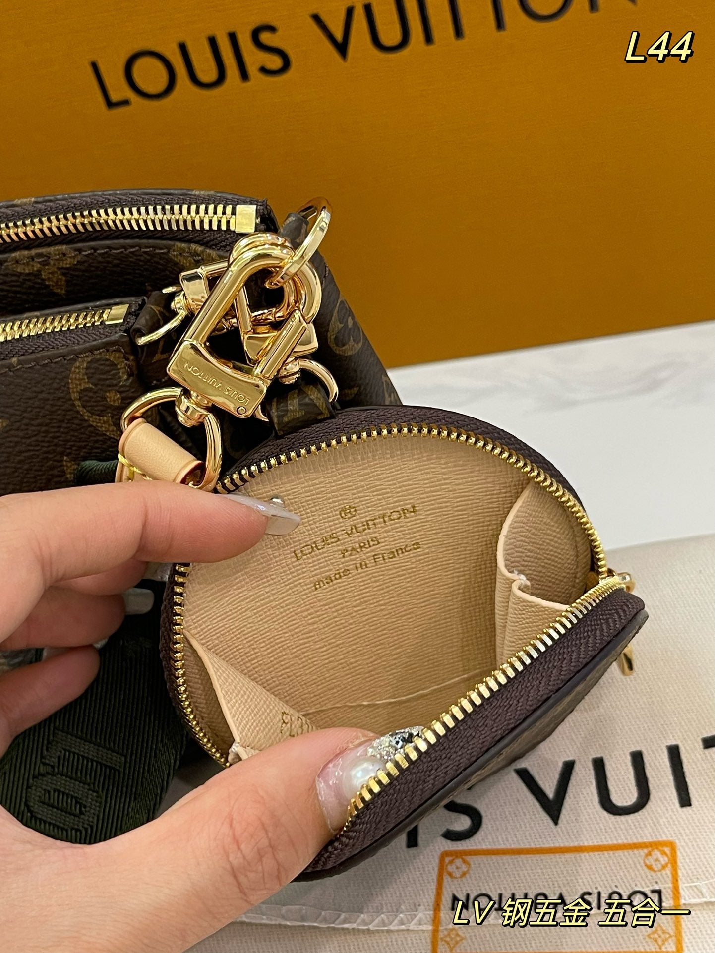 LV-BAG952