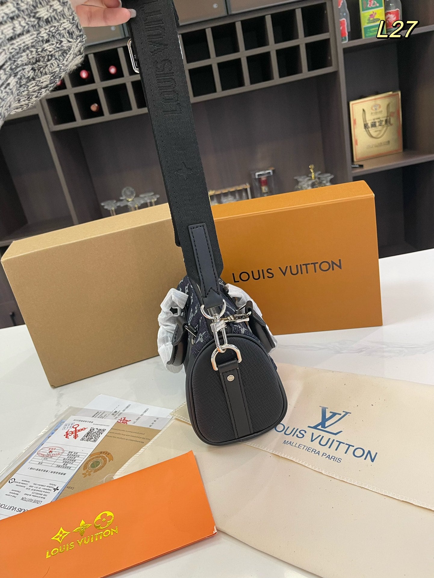 LV-BAG1011