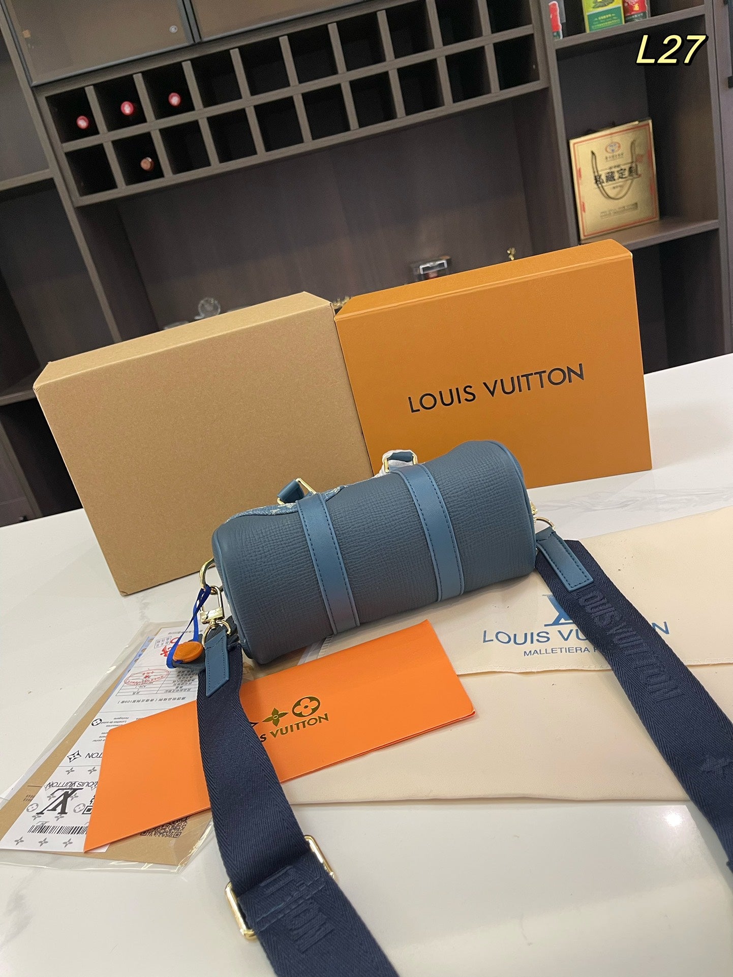 LV-BAG1022