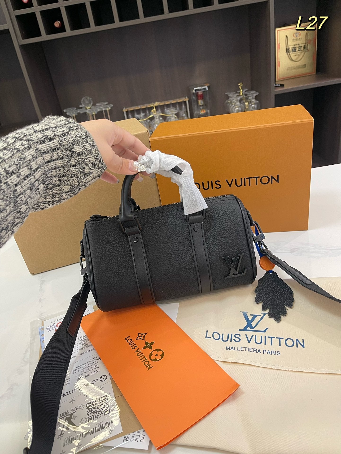 LV-BAG1020