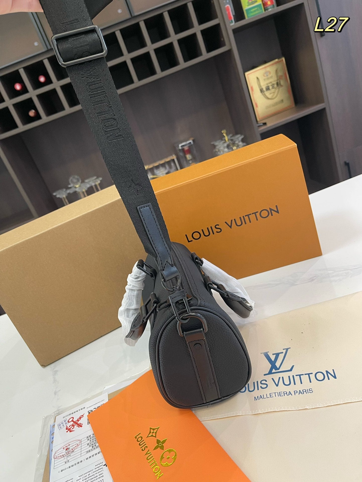 LV-BAG1020