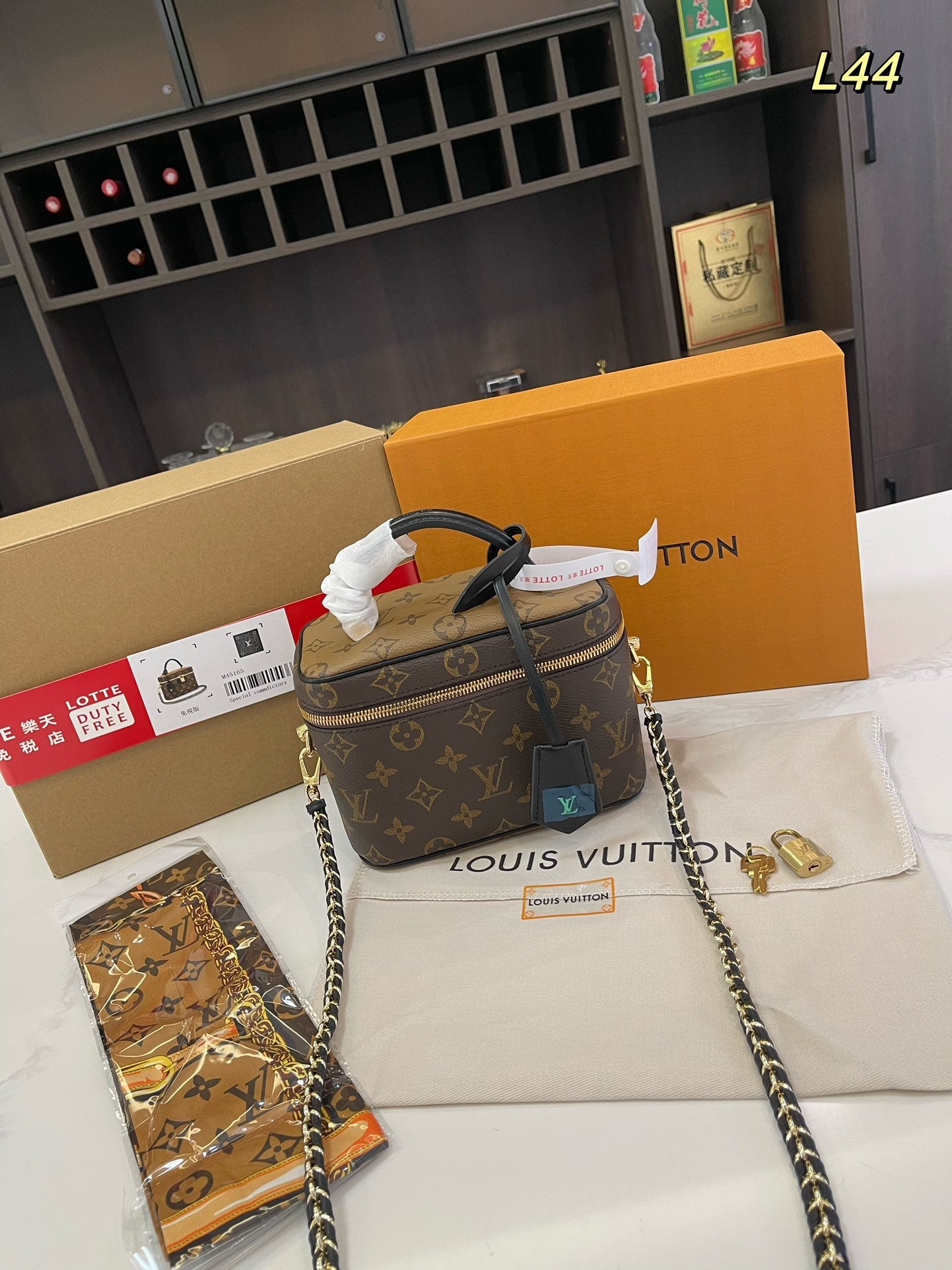 LV-BAG1019