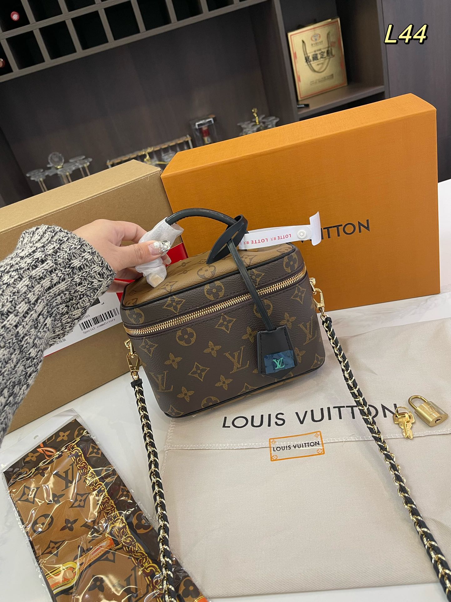 LV-BAG1019
