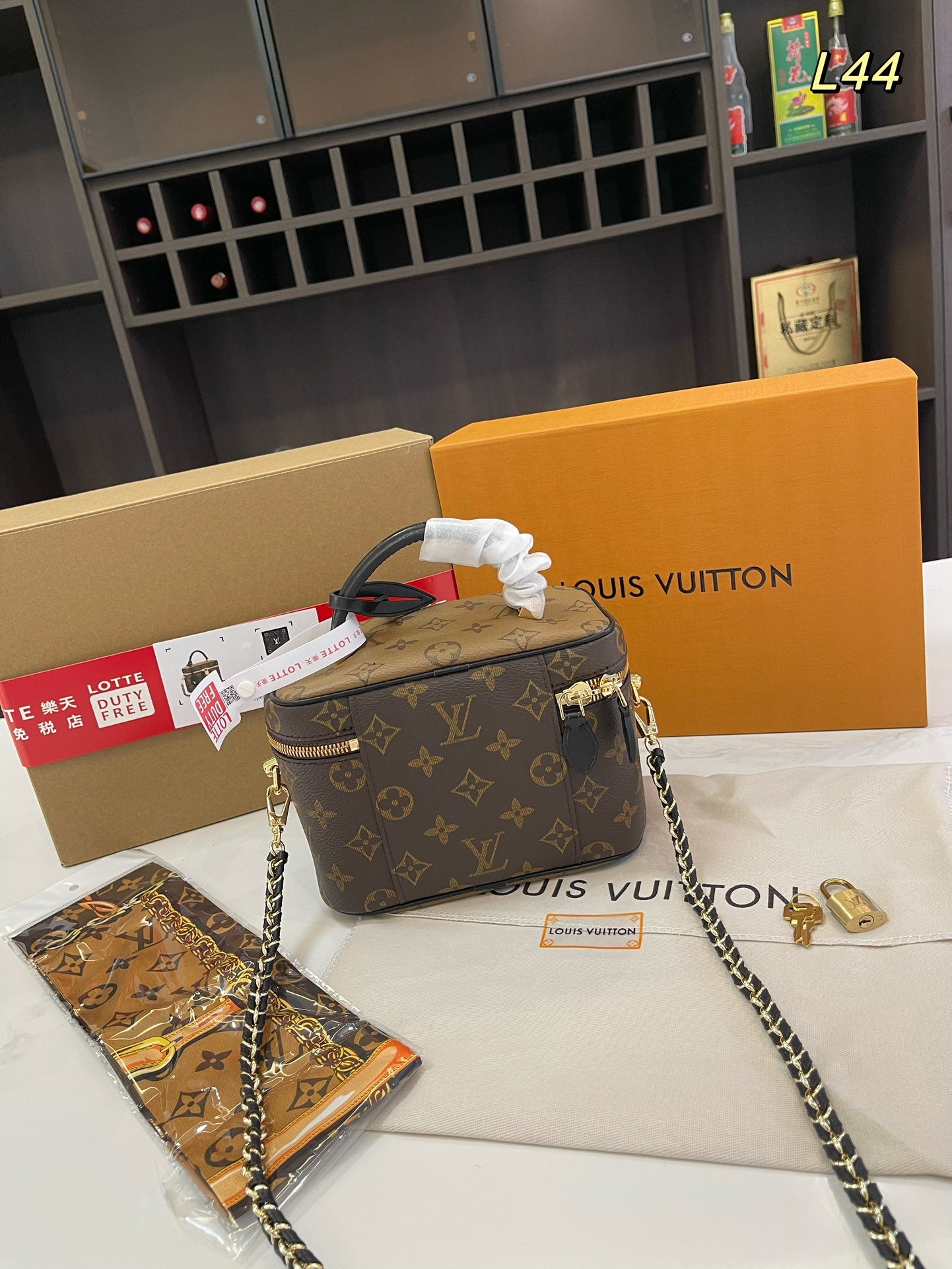 LV-BAG1019