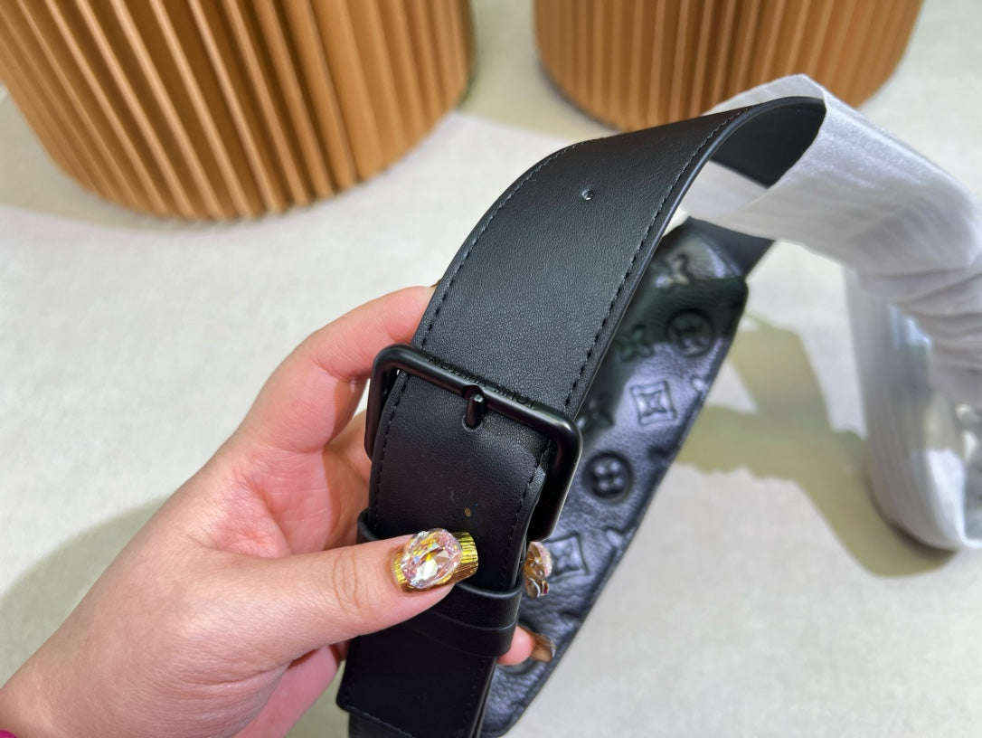 LV-BAG1030