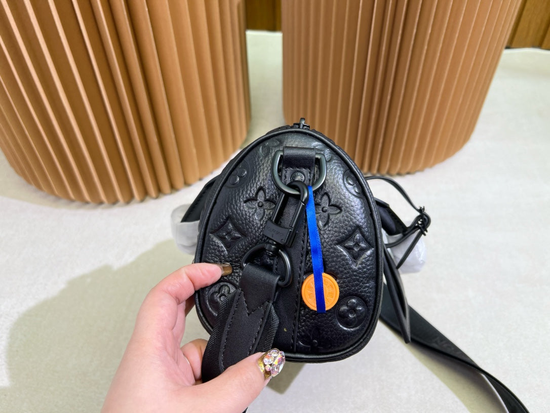 LV-BAG1054