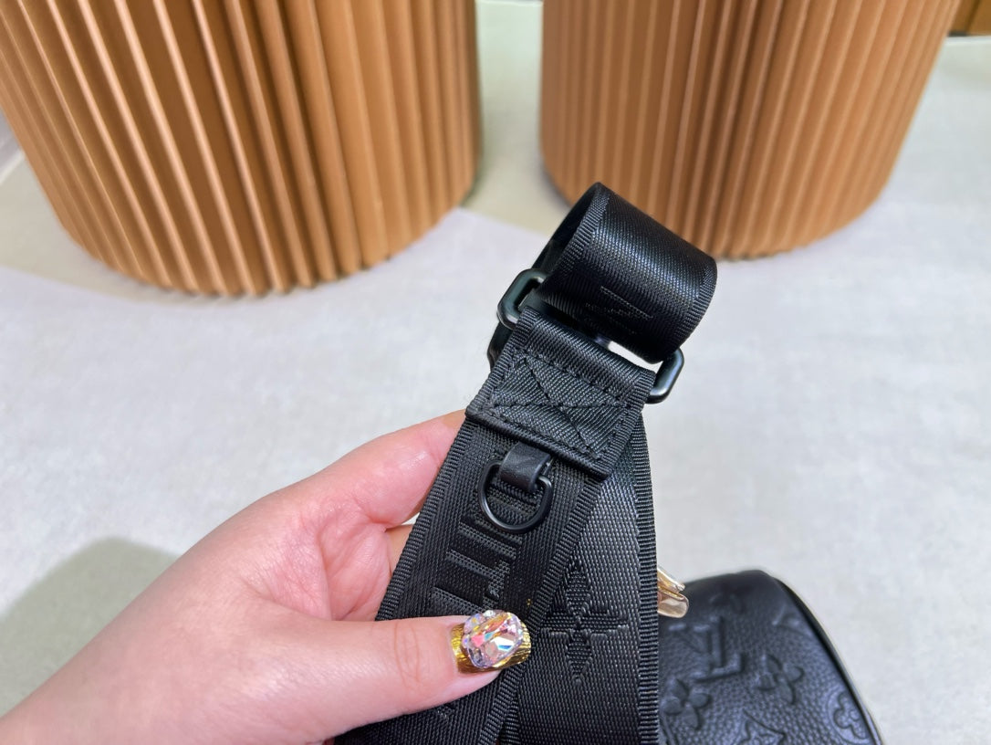 LV-BAG1054