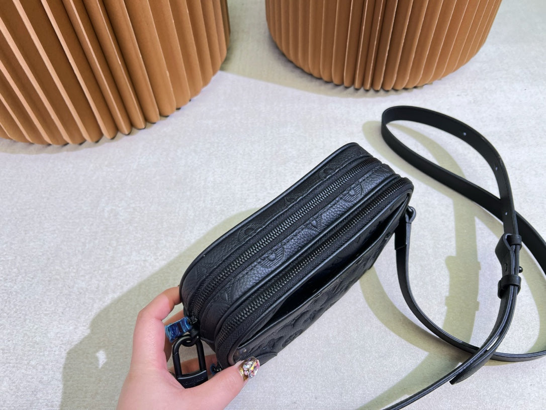 LV-BAG1049