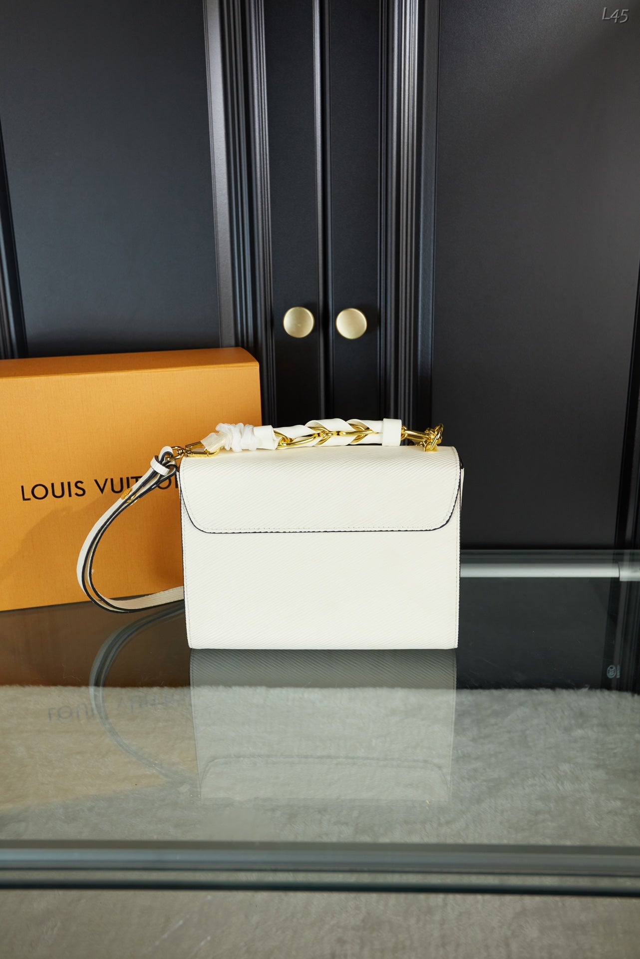 LV-BAG948