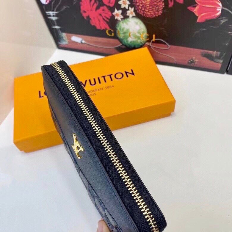 LV-BAG794