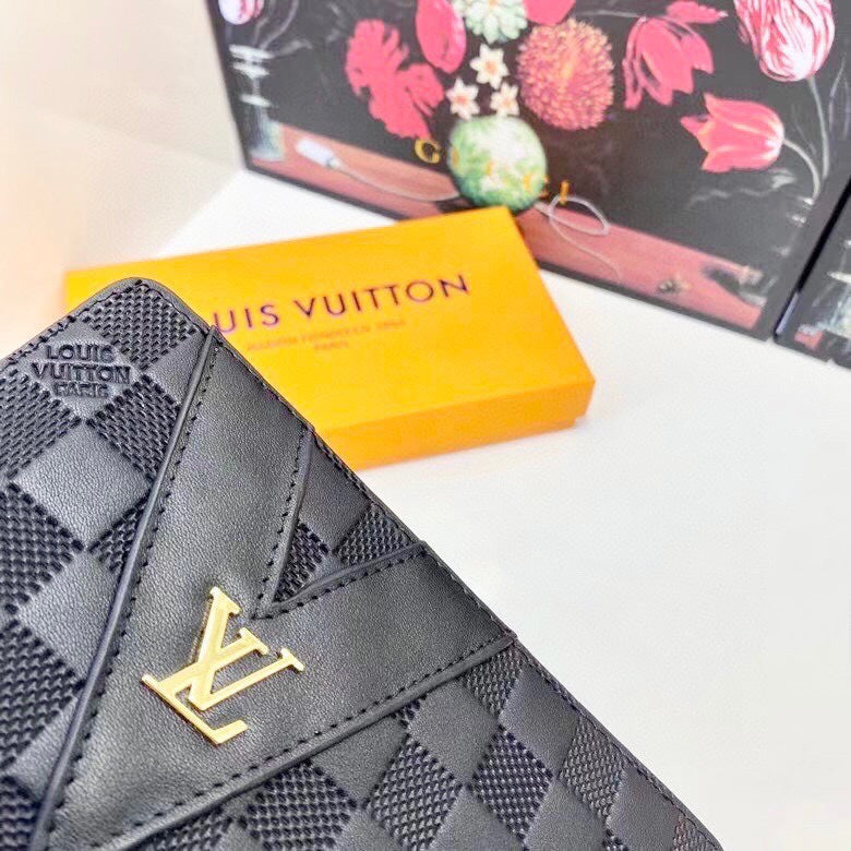 LV-BAG795