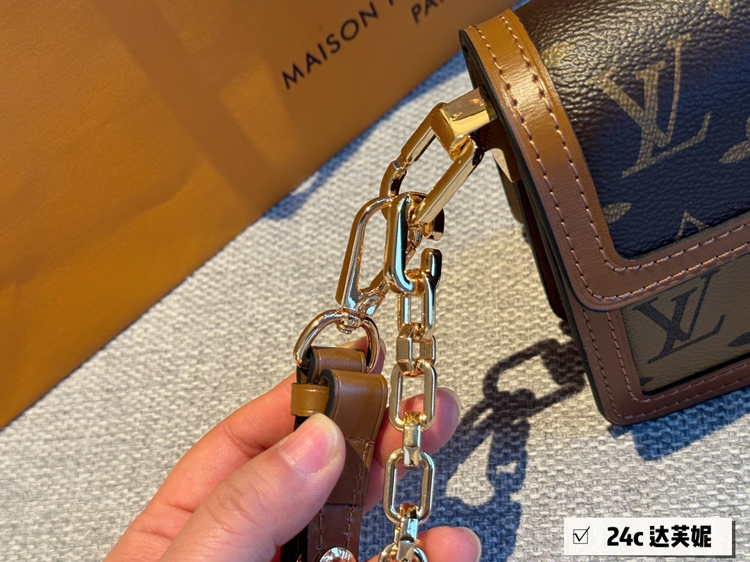 LV-BAG1057