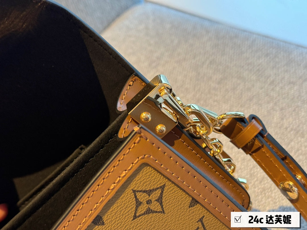 LV-BAG1057