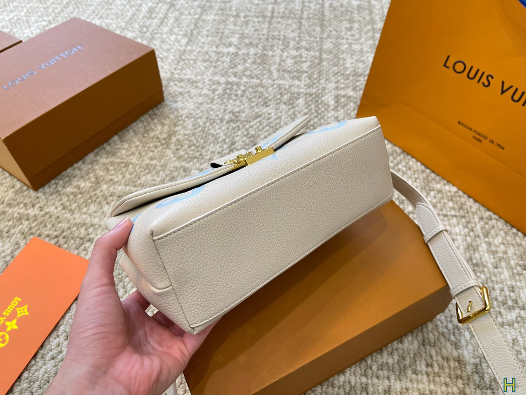 LV-BAG893