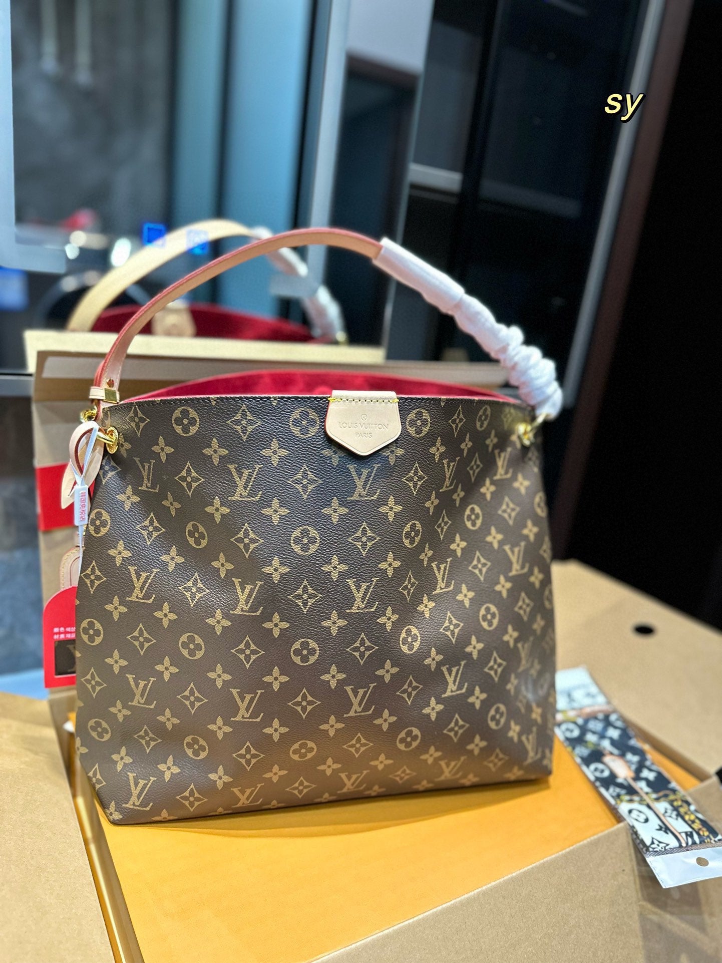 LV-BAG974